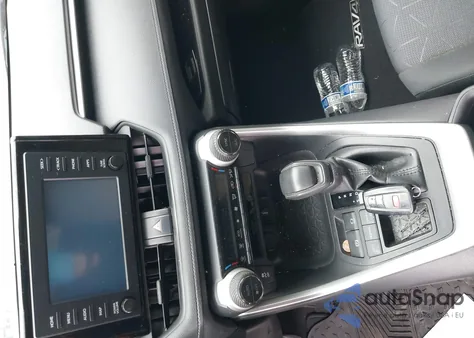 2019 Toyota Rav4 Xle из США, поврежденный, VIN JTMW1RFV1KJ015926